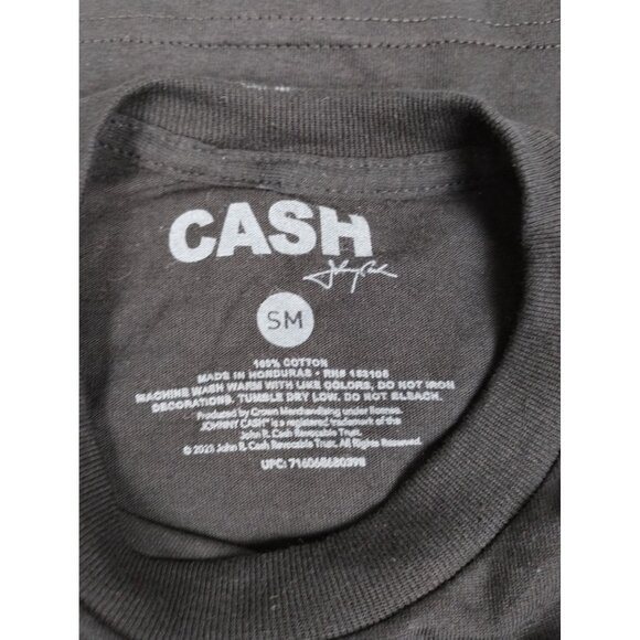 Johnny Cash Mens Small The Man in Black Guitar Outlaw Music Graphic Print Tshirt - Picture 4 of 4